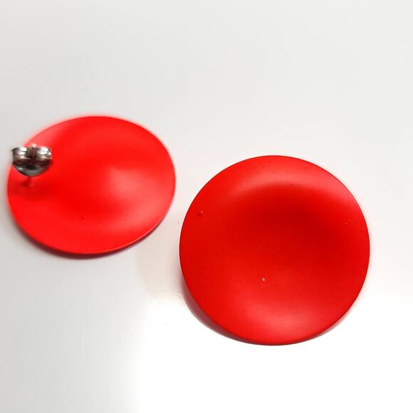 Vintage Red Metal Matte Disc Earrings, Bold Simple Design, Statement Jewelry - Picture 6 of 10